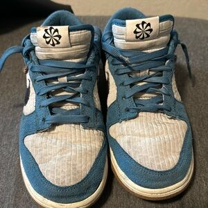 Nike dunks men’s size 7.5